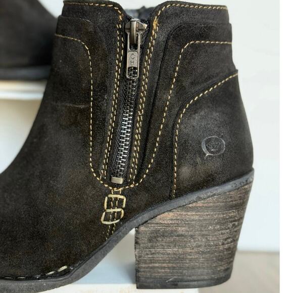 Born Women's Black Alana Dual Zip Bootie Size 7.5/38 - Picture 3 of 10